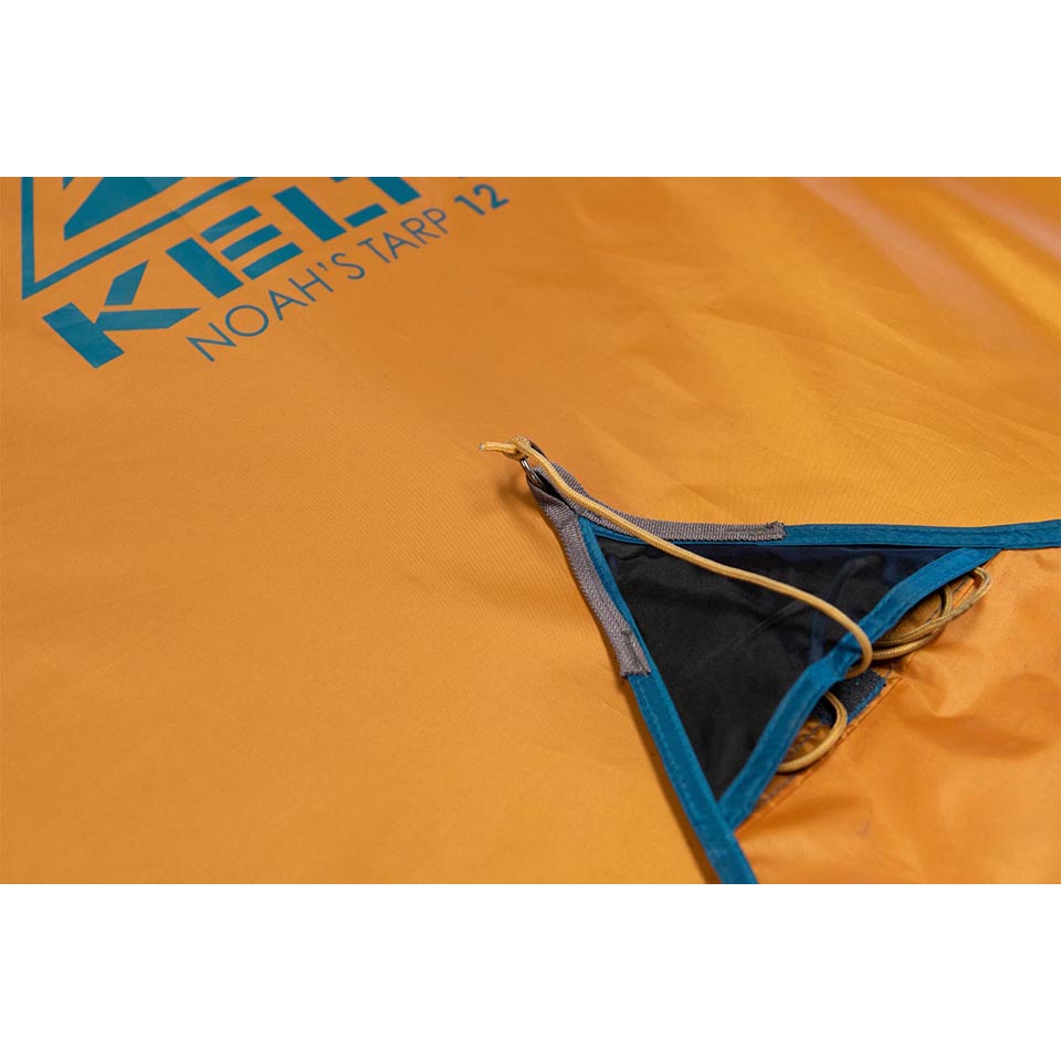 setting up kelty noah's tarp
