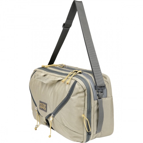 【アル】MYSTERY RANCH 3-Way Olive Emboss Mystery Ranch 3 Way 18L Expandable Briefcase — CampSaver