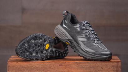 women's hoka one one speedgoat 3